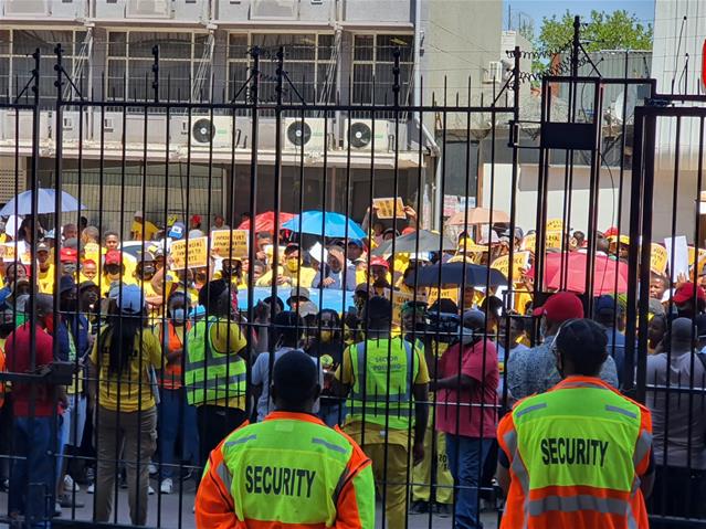 Sasco members march to FS premier's office | News Article
