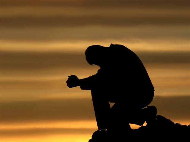 #Senekal community comes together in prayer | News Article