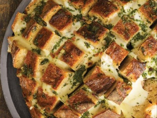 Your Weekend Breakfast Recipe - Four Cheese Herb Pull Apart Bread | News Article
