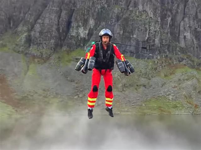 Weird Wide Web - Jet Pack paramedics in Britain | News Article