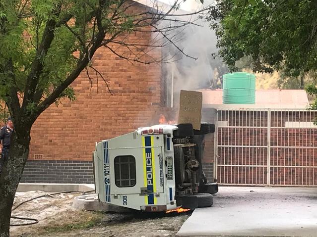 #FarmMurders: Commotion outside Senekal court | News Article