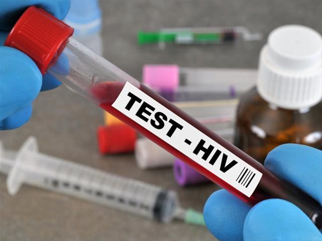 HIV breakthrough 'to turn the tide' | News Article