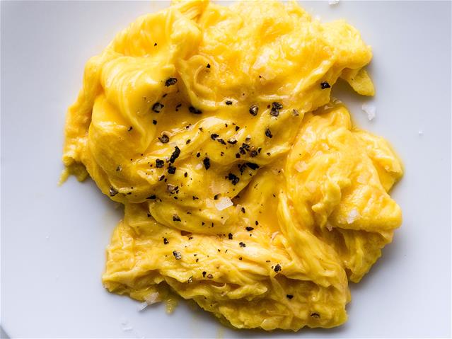 Your Weekend Breakfast Recipe - Scrambled Eggs Done Right | News Article