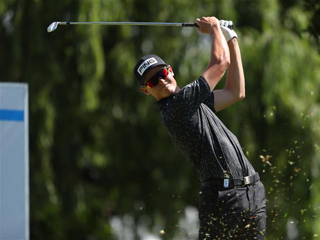 Nienaber takes the early lead at Joburg Open | News Article