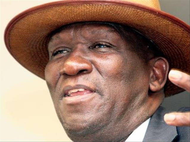 Criminals waging war with police: Cele | News Article