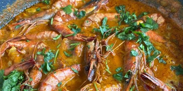 Ilse Cooks the Books: Mozambican Prawns | News Article