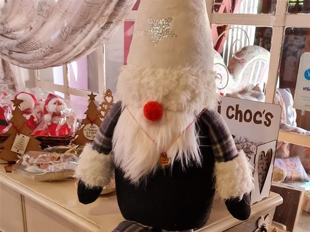 #OFMKunsteklop - 'n Kersmark met handgemaakte items en kuns vol liefde | News Article