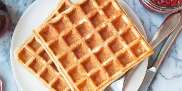 Your Weekend Breakfast Recipe - Tender and Easy Buttermilk Waffles | News Article