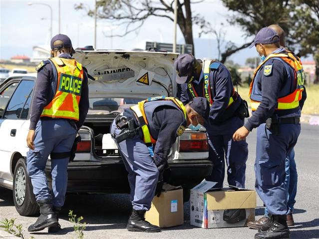 Langa residents criticise police | News Article