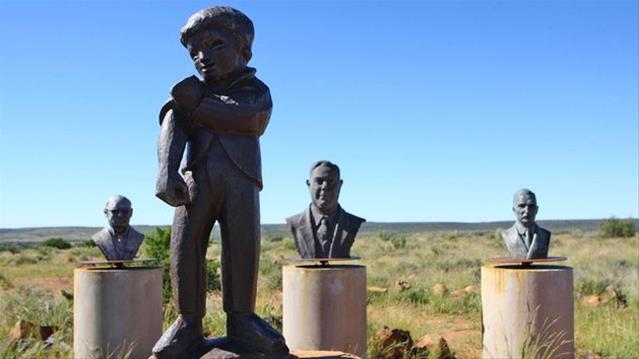 Orania dorpsraad hanteer aansoeke - Boshoff | News Article