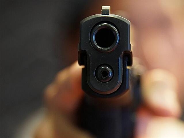 Manhunt following FS post office robbery | News Article