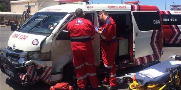 ER24 ambulance, vehicle collide in Bfn | News Article