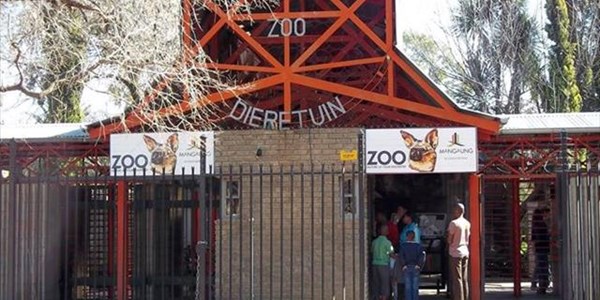 Opposition blasts Mangaung Metro over Bfn zoo Opposition blasts Mangaung Metro over Bfn zoo | News Article