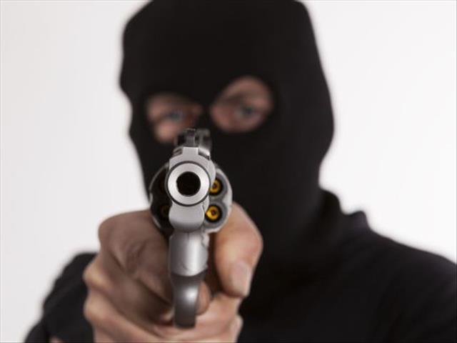 Well-known supermarket robbed in FS | News Article