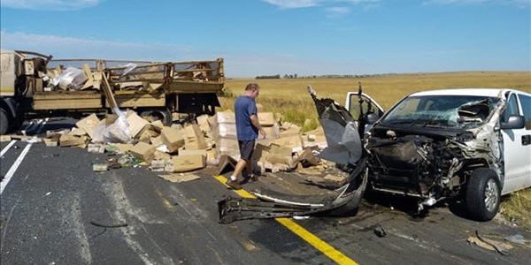 Three injured in accident with SANDF truck | News Article