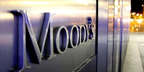 Moody's moves SA to junk status | News Article