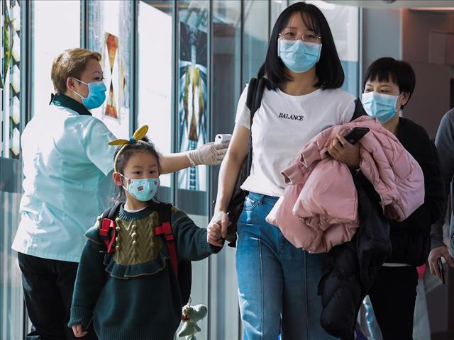 Only healthcare givers, those infected should wear masks - WHO | News Article