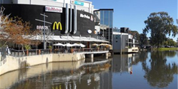 Loch Logan Woolworths among 11 stores temporarily closed Loch Logan Woolworths among 11 stores temporarily closed | News Article