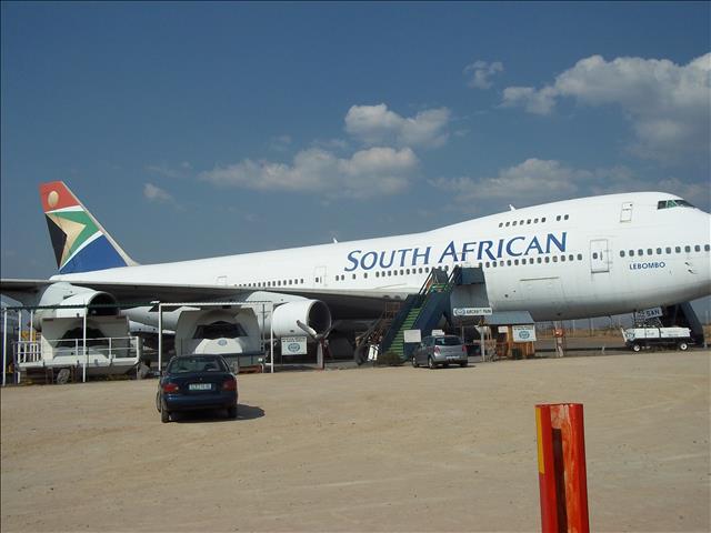 SAA: Unions threaten court action | News Article