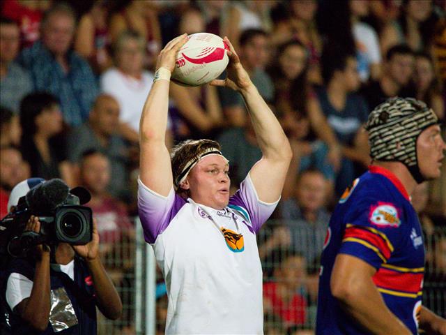 Cheetahs sign Chucky | News Article