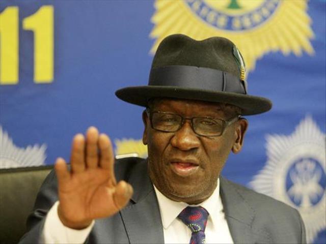 'More than 800 SAPS officers test positive for #Covid19' | News Article