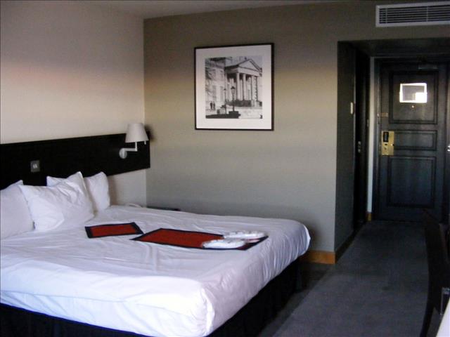 #CoronavirusSA: Hotels, B&Bs to open on conditions | News Article