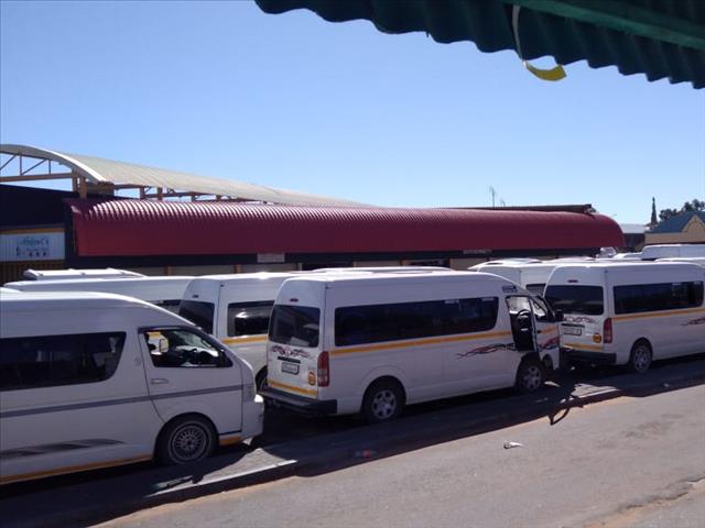 SAPD sluit winkels by taxi-staanplek in Upington  | News Article