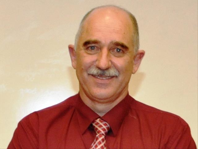 NW police on manhunt following stabbing of political analyst  | News Article