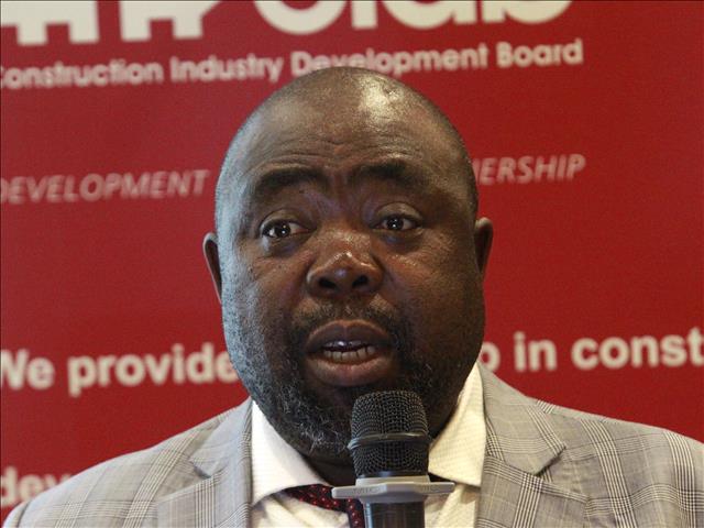 Nxesi warns employers withholding UIF benefits from workers | News Article