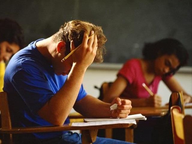 #CoronavirusFS: Infectious disease specialist weighs in on schools debate | News Article