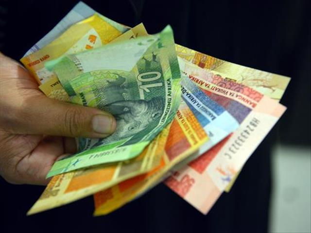 Municipalities record R7bn increase in wasteful expenditure | News Article