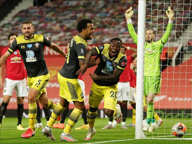 Saints force a late draw against United | News Article