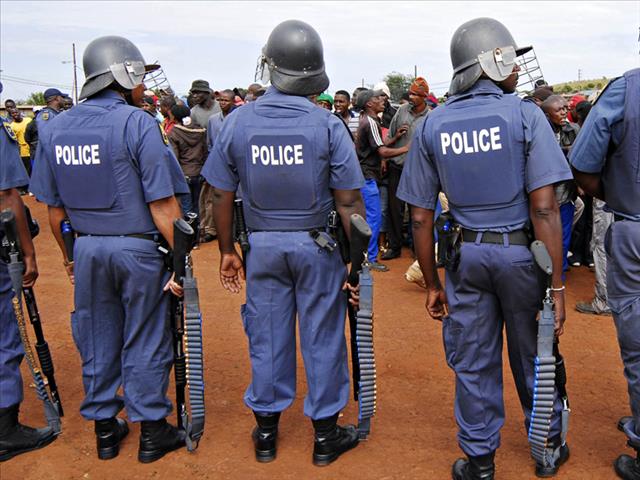 #CoronavirusFS: Two police stations closed, again | News Article