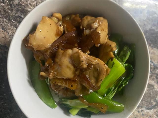 Ilse Cooks the Books: Caramel Chicken | News Article