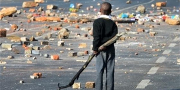 Trucks torched in Lichtenburg protest | News Article