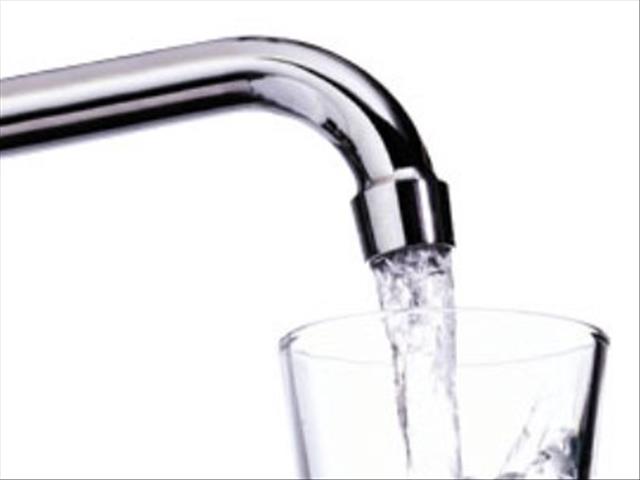 Trompsburg community welcomes water tankers  | News Article
