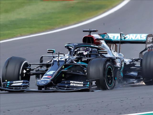 Not even a blowout can stop determined Hamilton | News Article