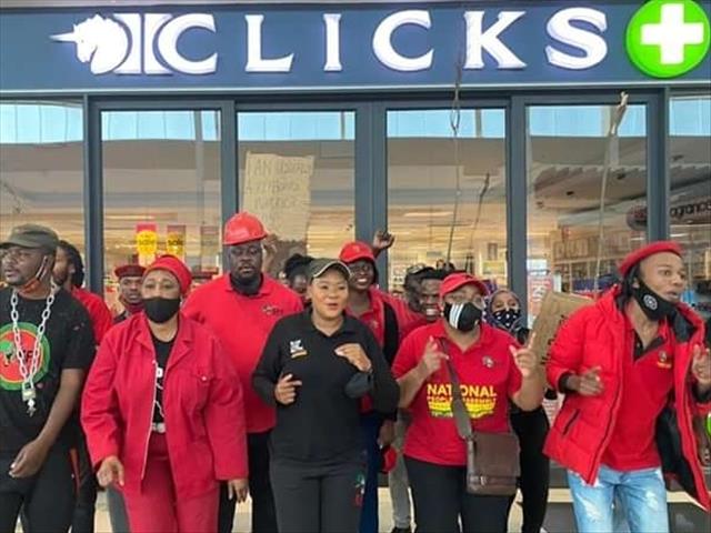 #Clicks: NW police investigate store vandalism | News Article