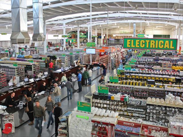 DIY Superstore: 33 jaar 'trots Suid-Afrikaans' | News Article