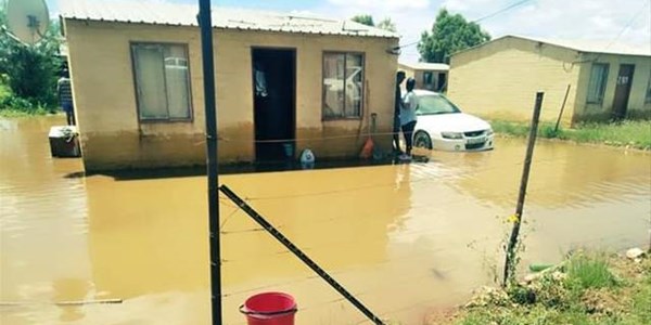 Huise in Kuruman oorstroom - FOTO'S Huise in Kuruman oorstroom - FOTO'S | News Article