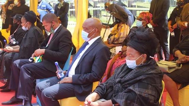 Veteran journalist laid to rest in NW  | News Article
