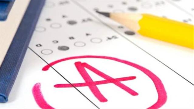 FS Education tallies #MatricExam markers | News Article