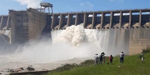 Vaal Dam gates opened - VIDEO | News Article