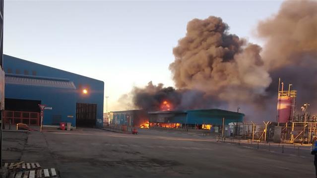 Brand verwoes stoor by sinkmyn in NK - VIDEO | News Article