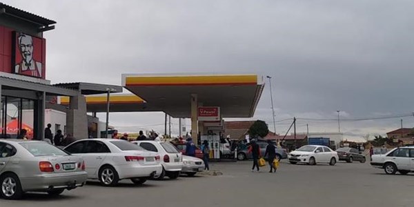 Bfn motorists fill up ahead of petrol hike | News Article