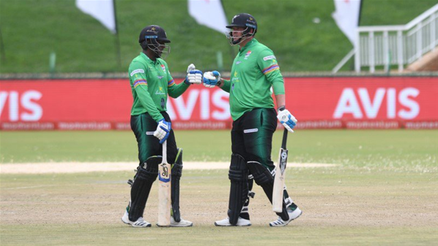 Frylinck and Muthusamy steers Dolphins into the final | News Article