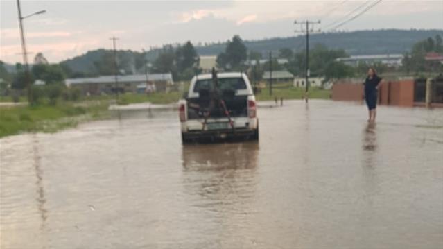 #NWfloods: Roads submerged, N18 closed | News Article