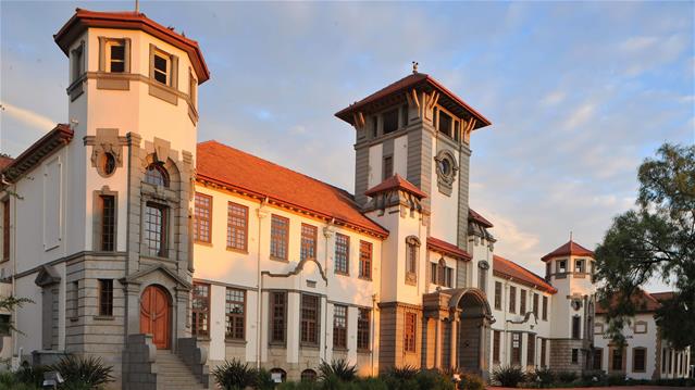 UFS on alert following brief student protest | News Article