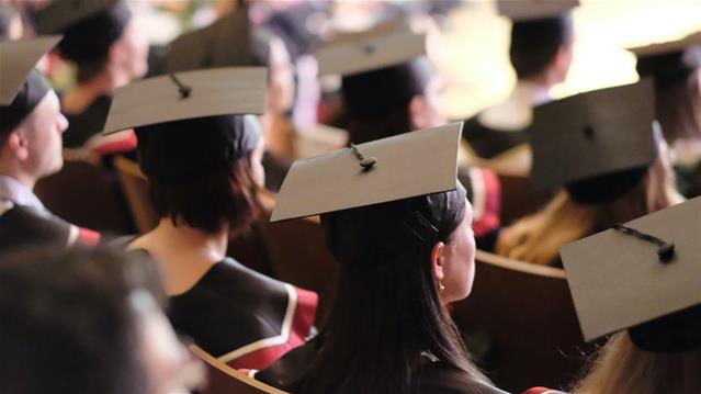 #R10GoesALongWay: NC duo want to ’add hope’ amid student funding crisis | News Article