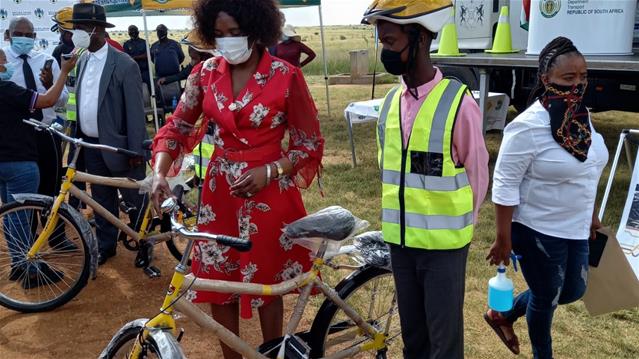 Bicycles to serve as motivation for NW scholars | News Article